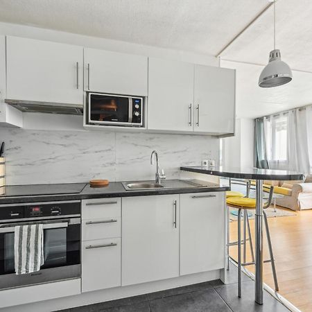Chic And Comfortable Apart With Balcony Levallois-Perret Buitenkant foto