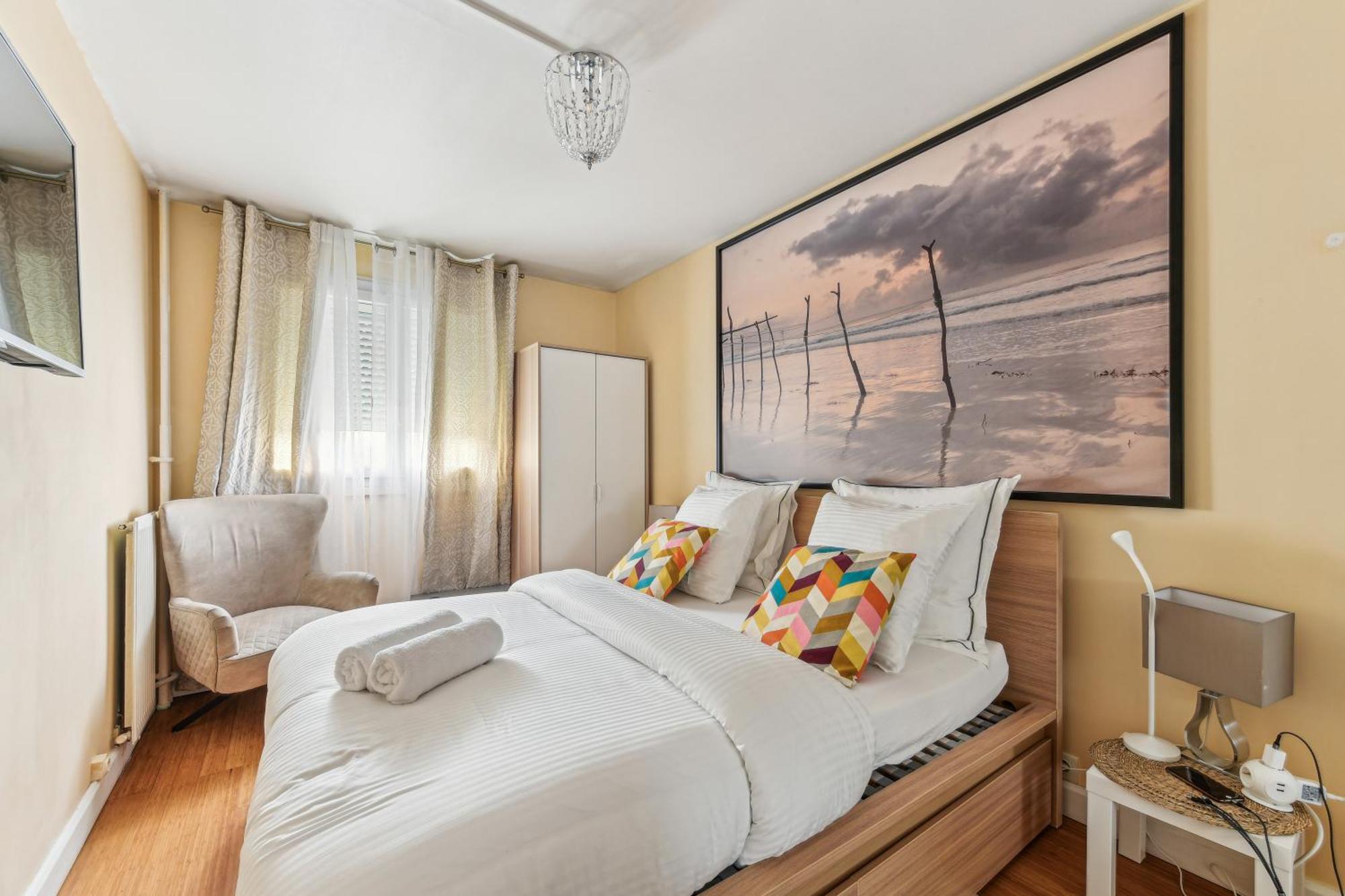 Chic And Comfortable Apart With Balcony Levallois-Perret Buitenkant foto